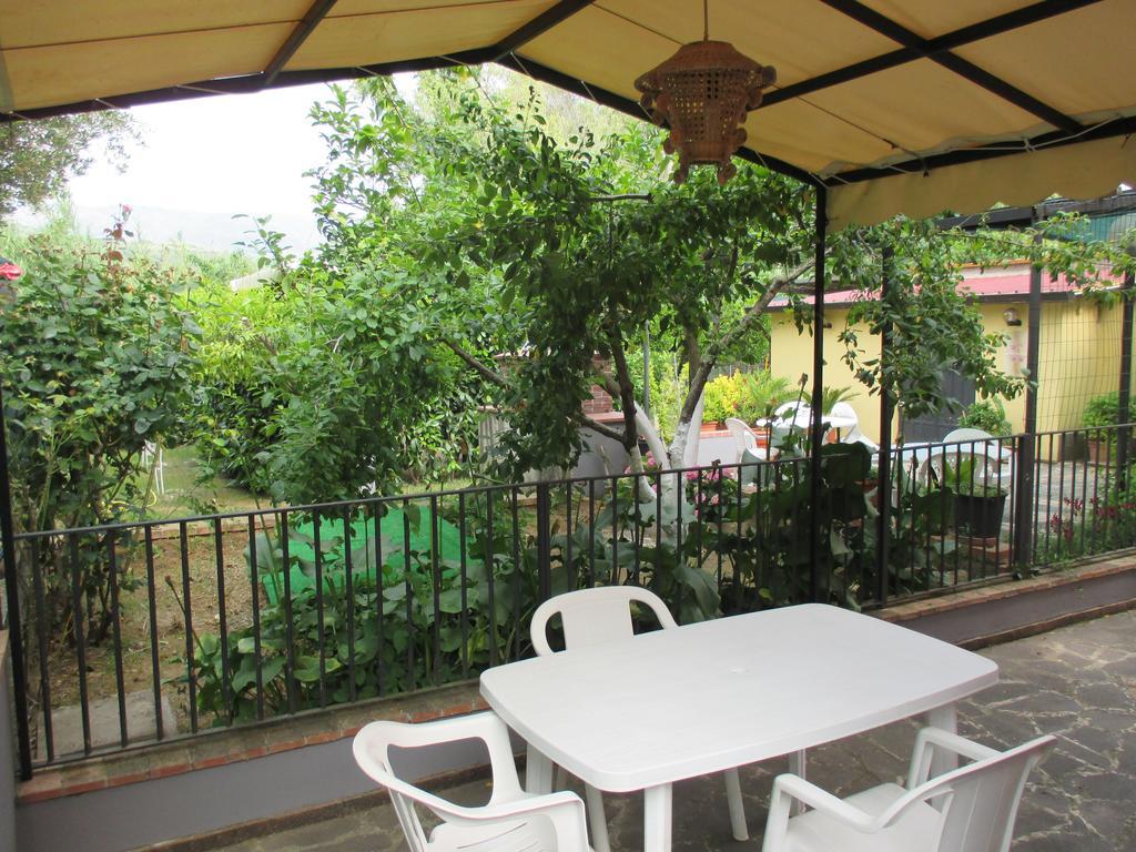 Palinuro Casa Vacanze "Donna Antonia" ภายนอก รูปภาพ